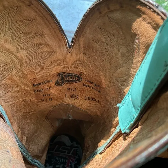 Men’s 9 1/2 b JUSTIN Turquoise and Brown Western cowboy leather Boots