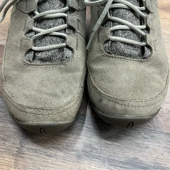Merrell Addison Gray Suede Fleece Lined Waterproof Sneakers Shoes Women's 7.5