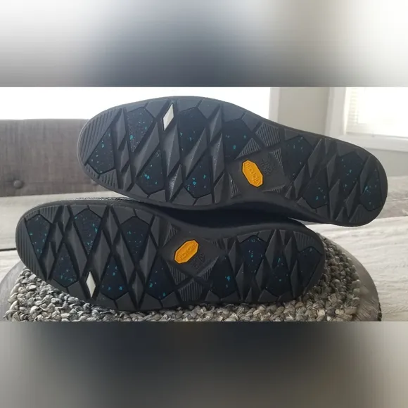 Merrell Artic Grip Black Faux Fur Winter Boots