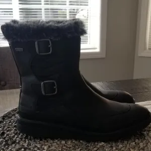 Merrell Artic Grip Black Faux Fur Winter Boots