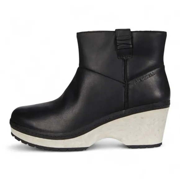 Merrell Halendi Bluff Ankle Boot in Black NWT