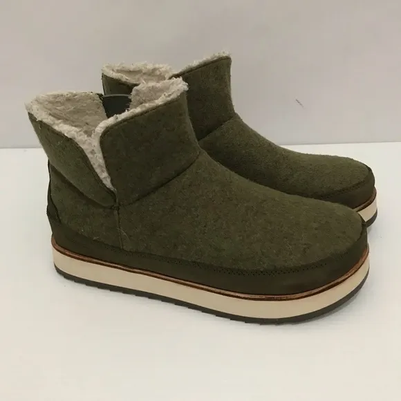 Merrell Juno Pull-On Olive Green Ankle Boots with Faux Fur Lining Size 10