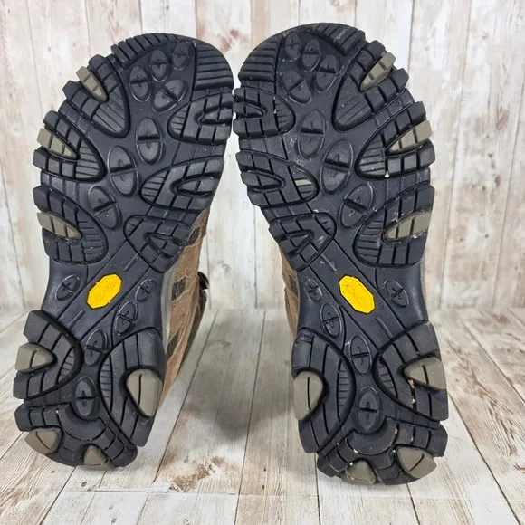 Merrell Moab 2 Waterproof Hiking Boots Vibram Soles Mens Size 10.5