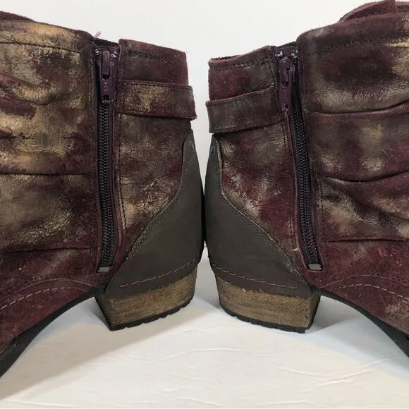 Merrell Shiloh Burgundy Gold Cuff Booties Distressed Boots 9.5