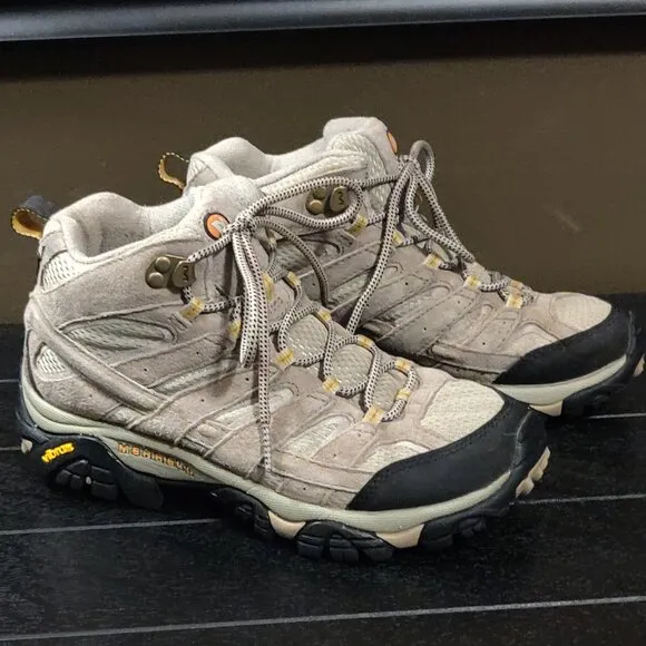 Merrell Women's Moab 2 Vent Mid Hiking Boots J06048 SIZE US 7.5