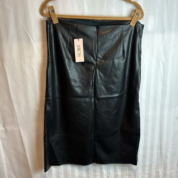 Micas Faux Leather Ruched Wrap Skirt Size‎ XL RefHHH