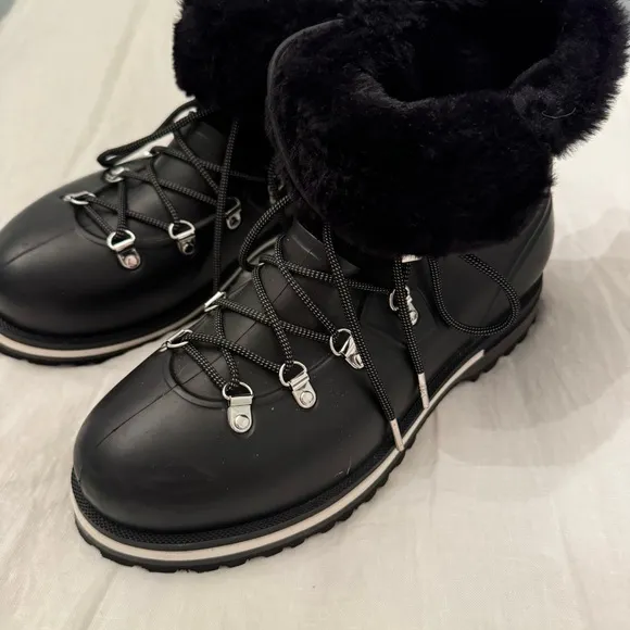 Michael Kors Black Lanis PVC &amp; Faux Fur Rain Boot Sz 9 Reflective Laces