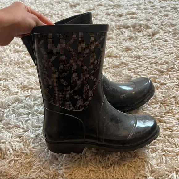 Michael Kors Black/Gold Daisy Logo Rain Boots - Children’s