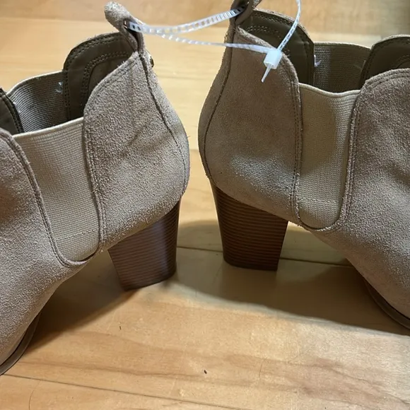 Michael Michael Kors Evaline Heeled Bootie
