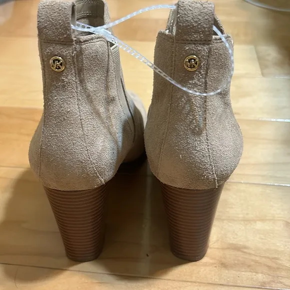 Michael Michael Kors Evaline Heeled Bootie