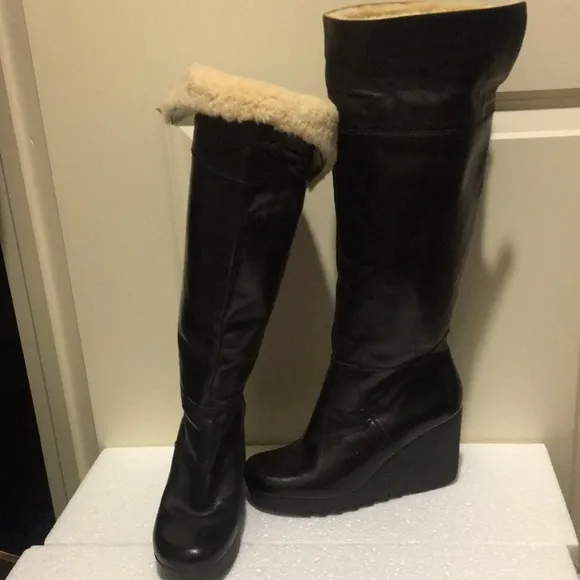 Michael Michael Kors women knee high leather wedge boots faux fur cuff size 7.5