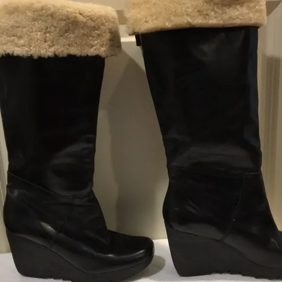 Michael Michael Kors women knee high leather wedge boots faux fur cuff size 7.5