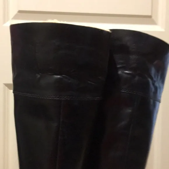 Michael Michael Kors women knee high leather wedge boots faux fur cuff size 7.5