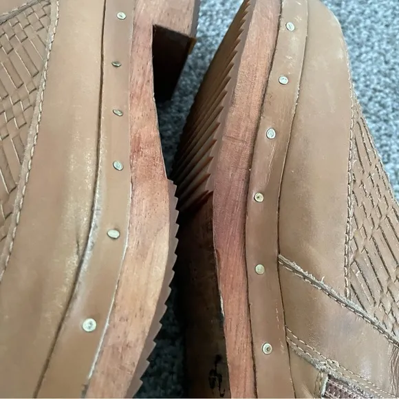 Miista Ankle Boots Women’s 8.5/ EU 39 Tan Woven Leather Low Platform Wooden Heel