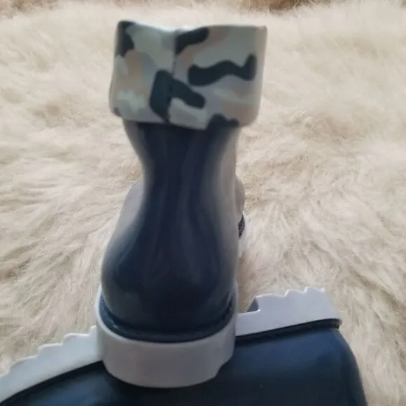 MINI MELISSA Toddler Boy Camo Print Short Rain Boots Blue Size 10