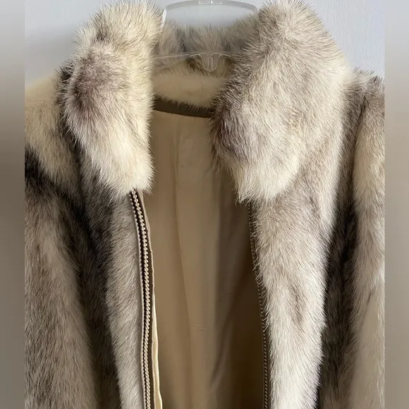 “Mink”&amp; Gray “Leather” Jacket w/ Detachable Sleeves