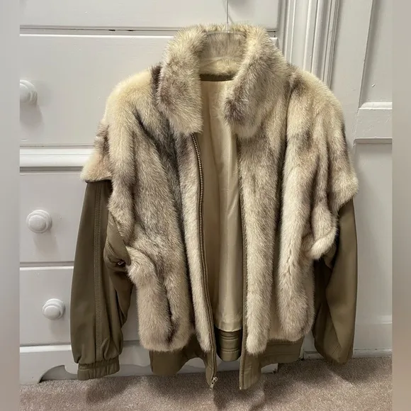 “Mink”&amp; Gray “Leather” Jacket w/ Detachable Sleeves