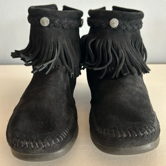 Minnetonka • Black Suede Leather Fringe High Top Back Zip Boots Size 9
