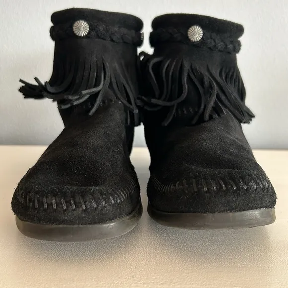 Minnetonka • Black Suede Leather Fringe High Top Back Zip Boots Size 9