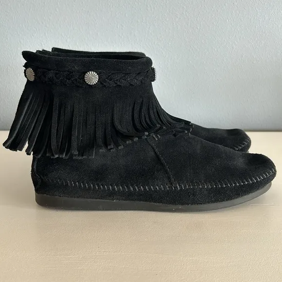 Minnetonka • Black Suede Leather Fringe High Top Back Zip Boots Size 9
