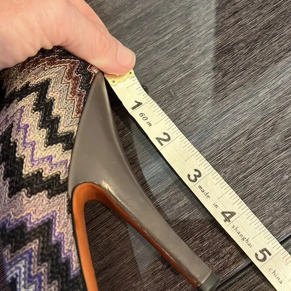 Missoni Women's 37.5 / 7.5 Rashel Signature Chevron Pumps Heels
