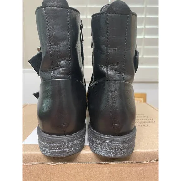 Miz Mooz Limelight Boot Black Ruched Leather Size 8.5 NWOB Stylish Buckle Detail