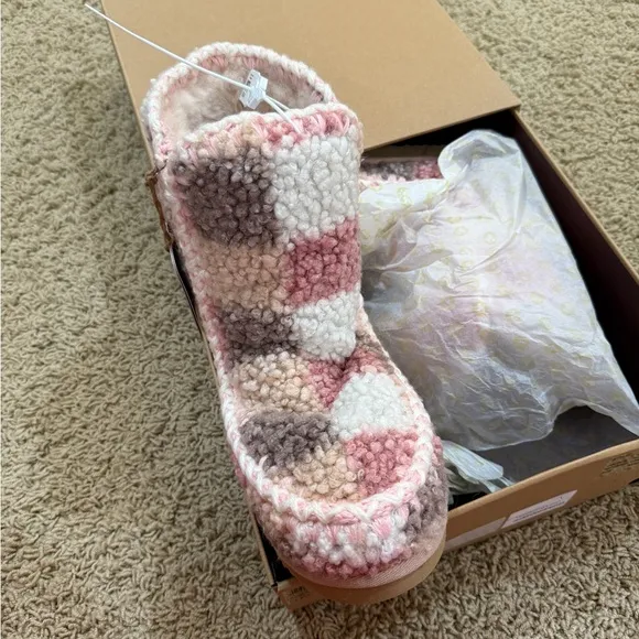 Mou Ankle Boots in Pink and Cream