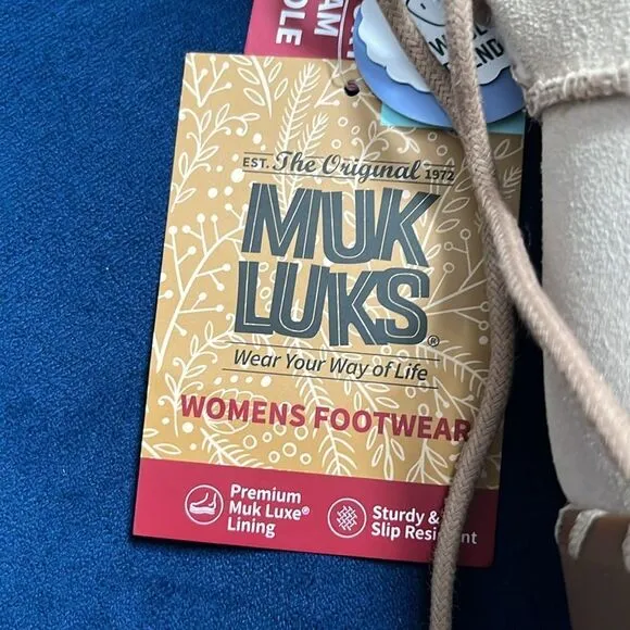 MUK LUKS Flexi Albany Women’s Sand/Beige Snow Boots Lace Back New 6