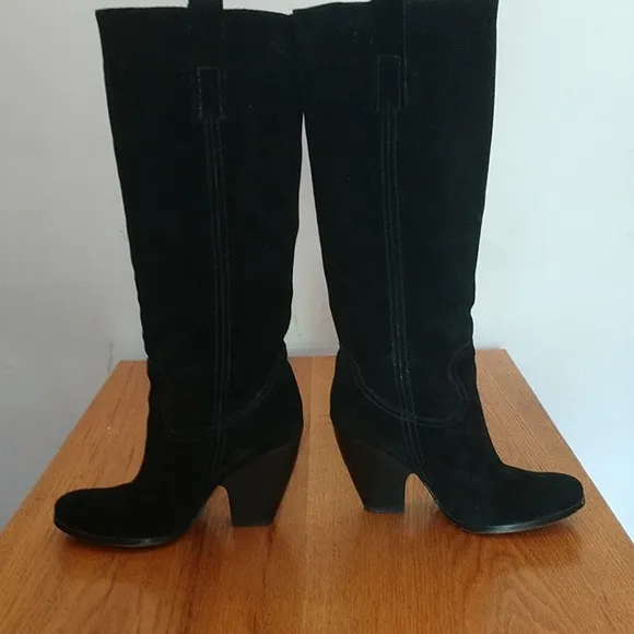 N Designer ALDO KNEE HIGH SUEDE Nearly New Black SUEDE Boots