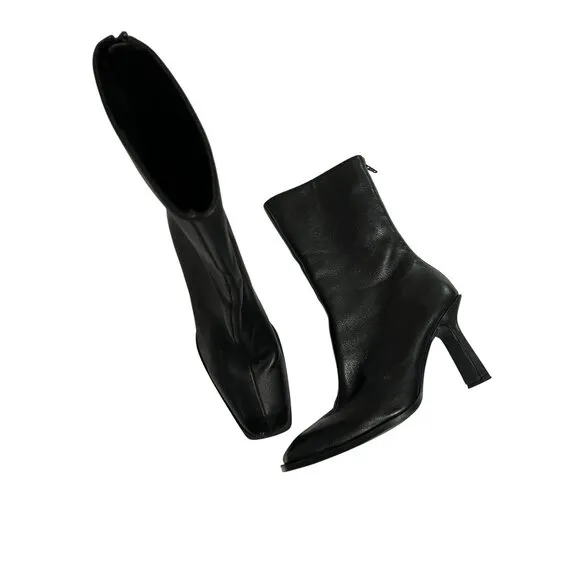 NAKEDVICE The Trey Boots in Black