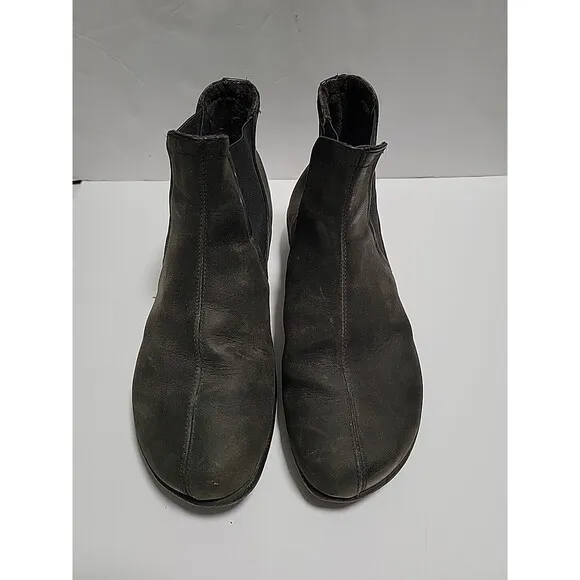 Naot Chelsea Boots, Remana 37 / 6 Charcoal Black Nubuck Leather