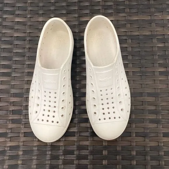 Native Jeffersons shoes junior size 3