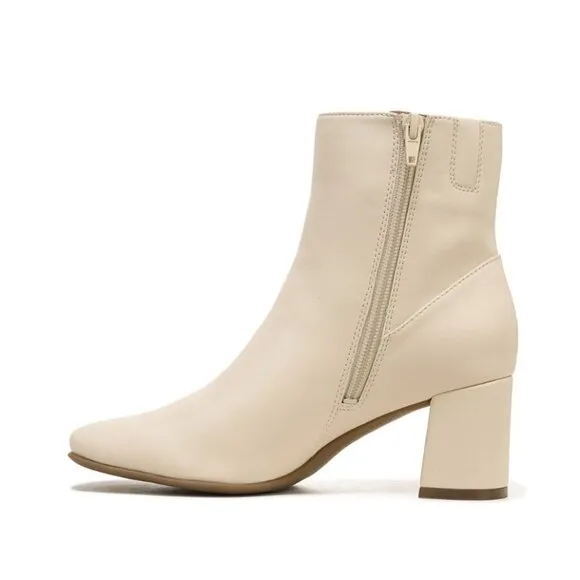 Naturalizer Wrenley Bootie