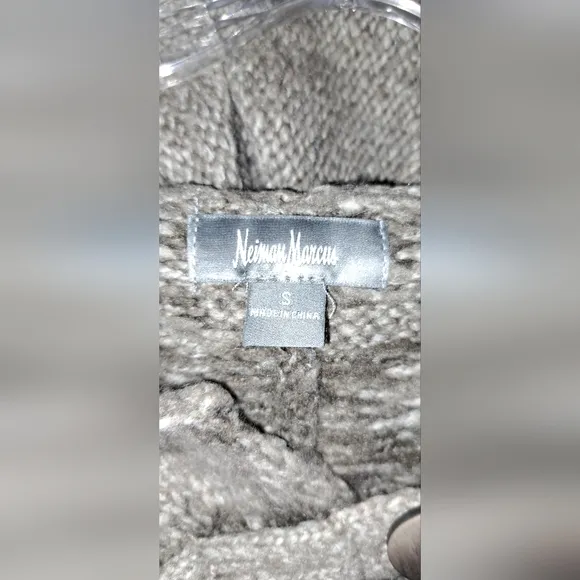 Neiman Marcus Shawl Poncho Fox Fur Hood Trimming Cozy Winter Tassled Small