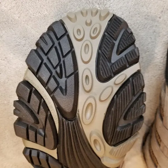 Never Hiked in Walnut Merrell Moab 2 Vent Low Hiking Shoes for Men