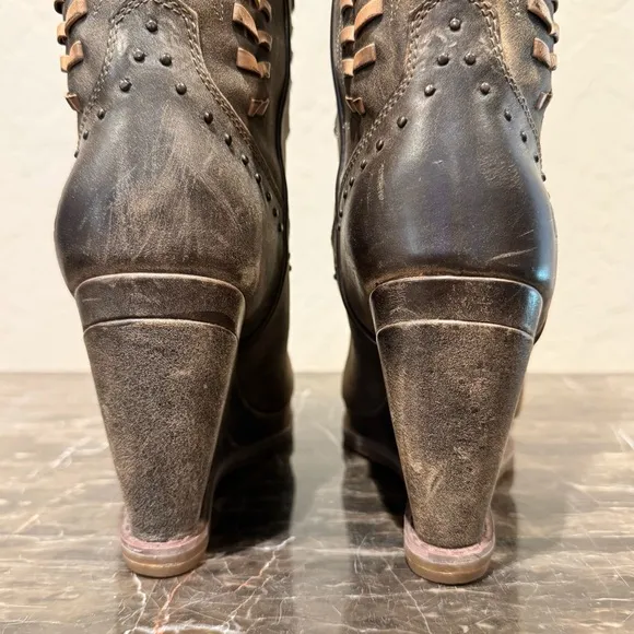 NEW Ariat Nashville Leather Wedge Western Boots