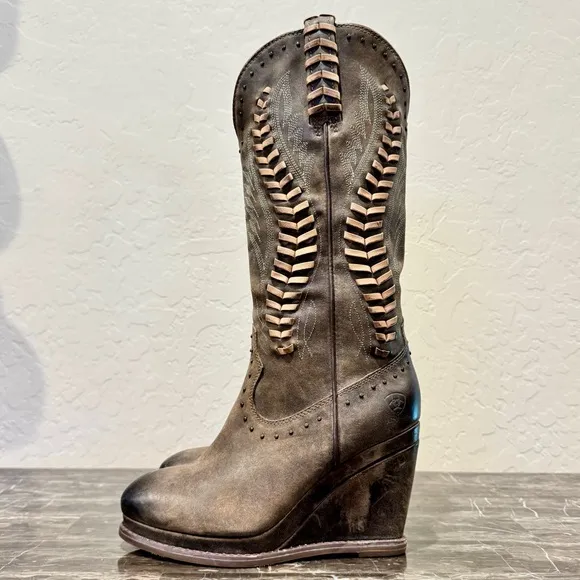 NEW Ariat Nashville Leather Wedge Western Boots