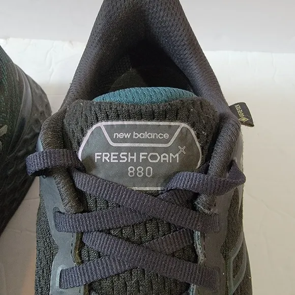 NEW BALANCE Fresh Foam D M880X11 Black Mens Sz 12 GORE-TEX Waterproof Athleisure