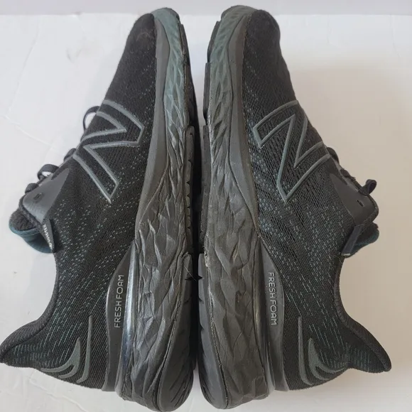 NEW BALANCE Fresh Foam D M880X11 Black Mens Sz 12 GORE-TEX Waterproof Athleisure