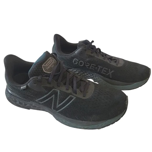 NEW BALANCE Fresh Foam D M880X11 Black Mens Sz 12 GORE-TEX Waterproof Athleisure