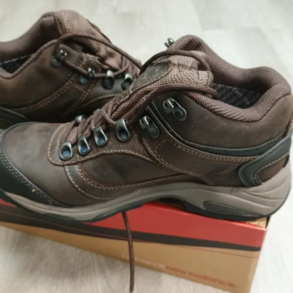 New Balance Gore-Tex Brown Hiking Boots Waterproof MW978GT Mens 8 4E Extra Wide
