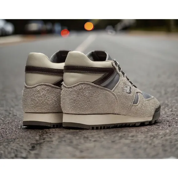 New Balance Gray Rainier Goretex Cordura Hiking Boots Mens Size 9 New Fast Ship