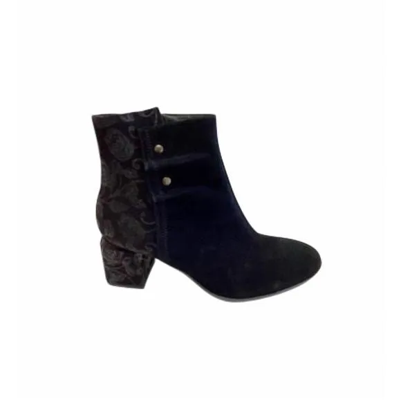 NEW BELLA COMFORTO women's harper boots in black suede/pattern
