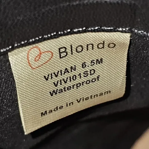 NEW Blondo Vivian Ankle Bootie Waterproof Western Black Suede Size 6.5