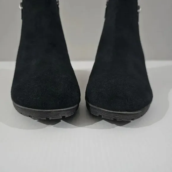 NEW Blondo Vivian Ankle Bootie Waterproof Western Black Suede Size 6.5