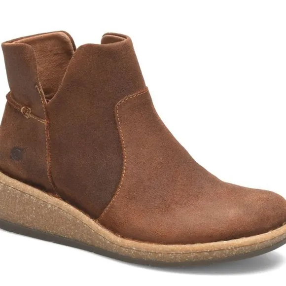 NEW Born Boots Women’s Size 9, Glazed Ginger Distressed(Brown) Suede Wedge , Zip