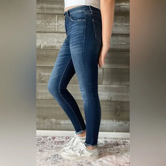 New! cello mid rise crop skinny jeans with fray hem WV77321 DK