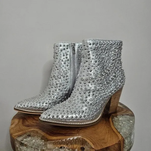 New Corkys Line Dance Silver Metallic Studded Crystal Western Ankle Boots