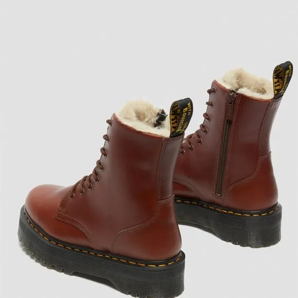 NEW DR MARTENS JADON FAUX FUR LINED PLATFORM BOOTS