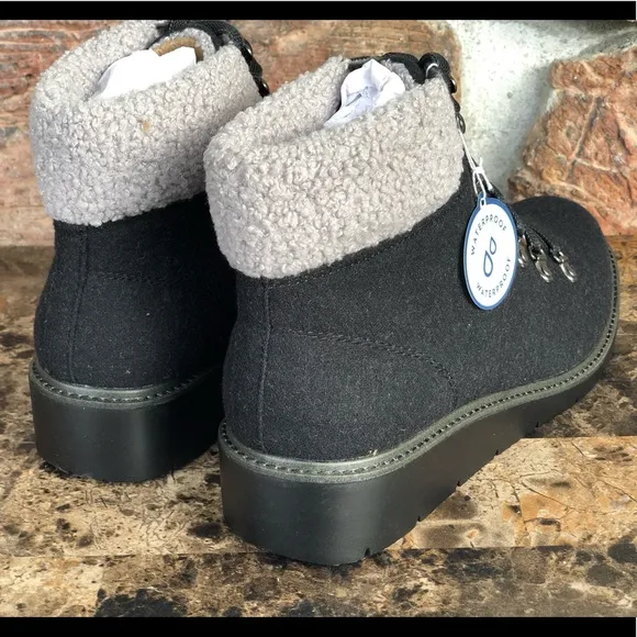 NEW Dr. Scholl's Women's waterproof Sentinel Boots